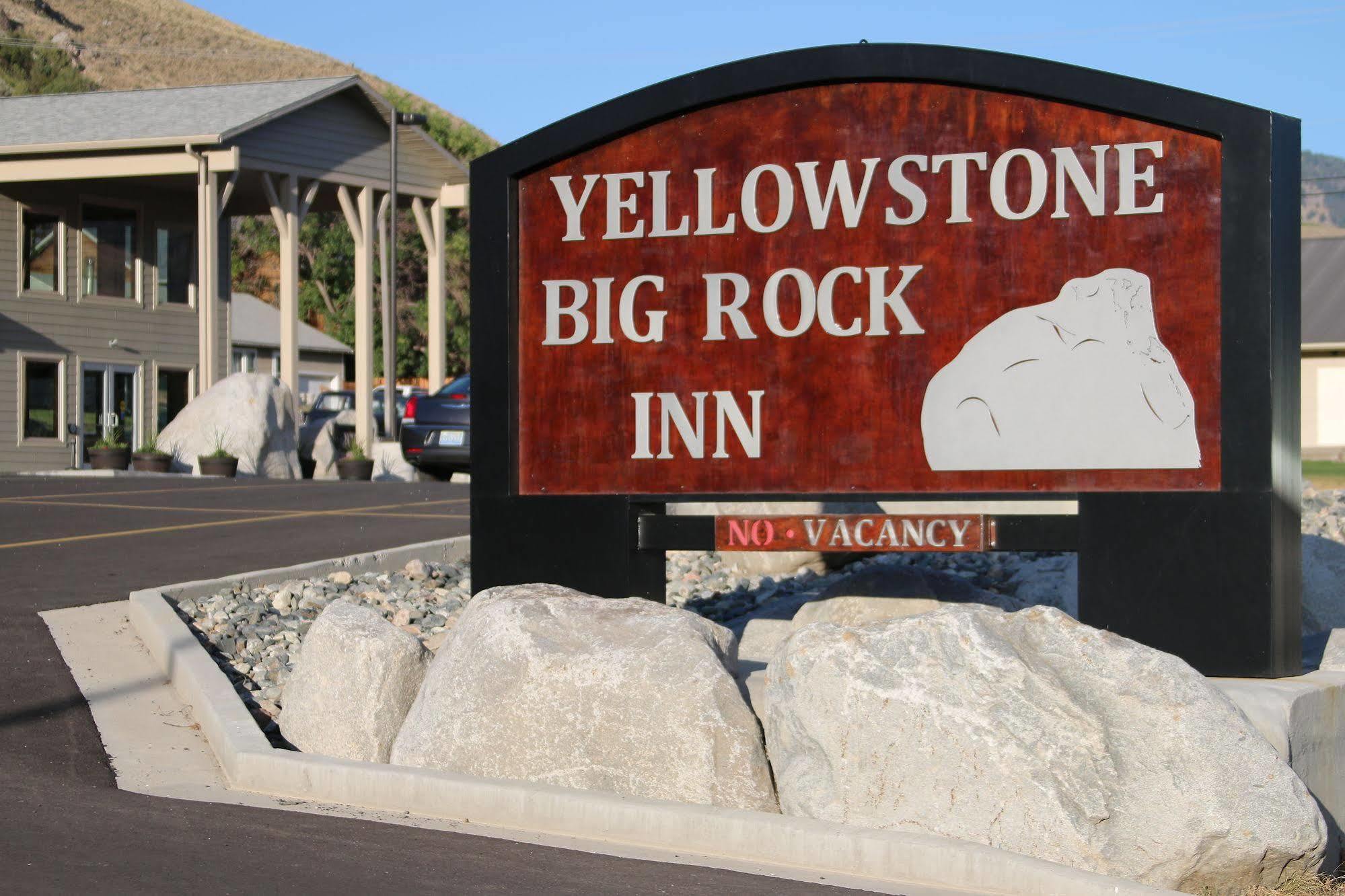 Yellowstone Big Rock Inn Гардінер Екстер'єр фото